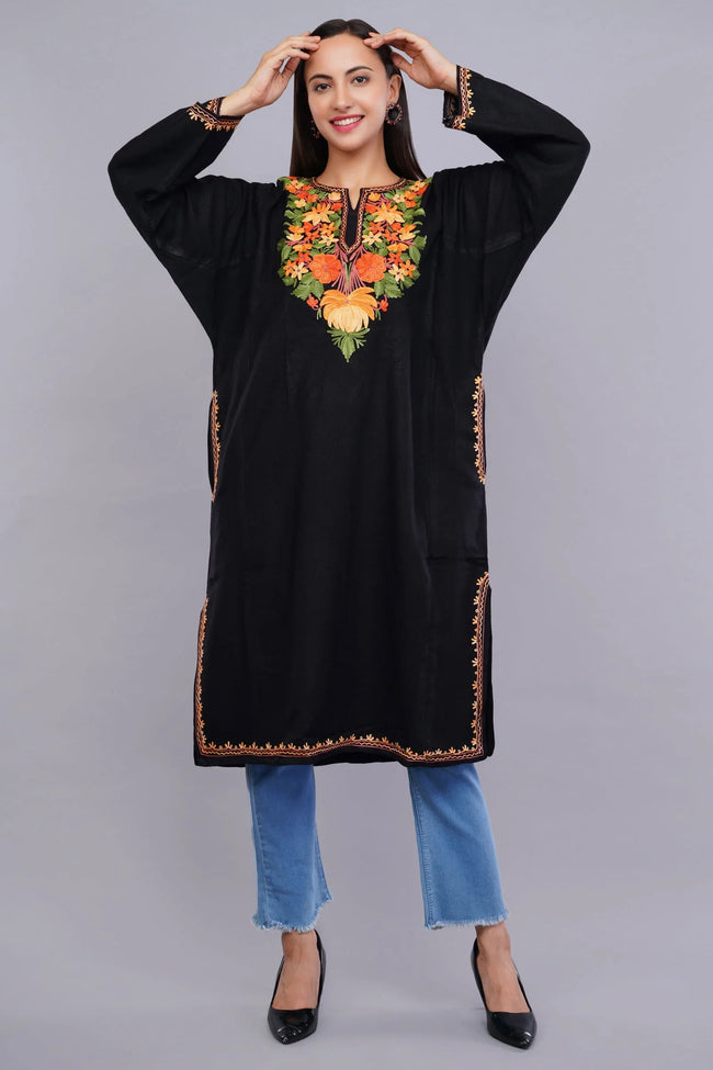 Black Pheran with Floral Poshkaar Design Aari Embroidery - Kashmiri Pheran