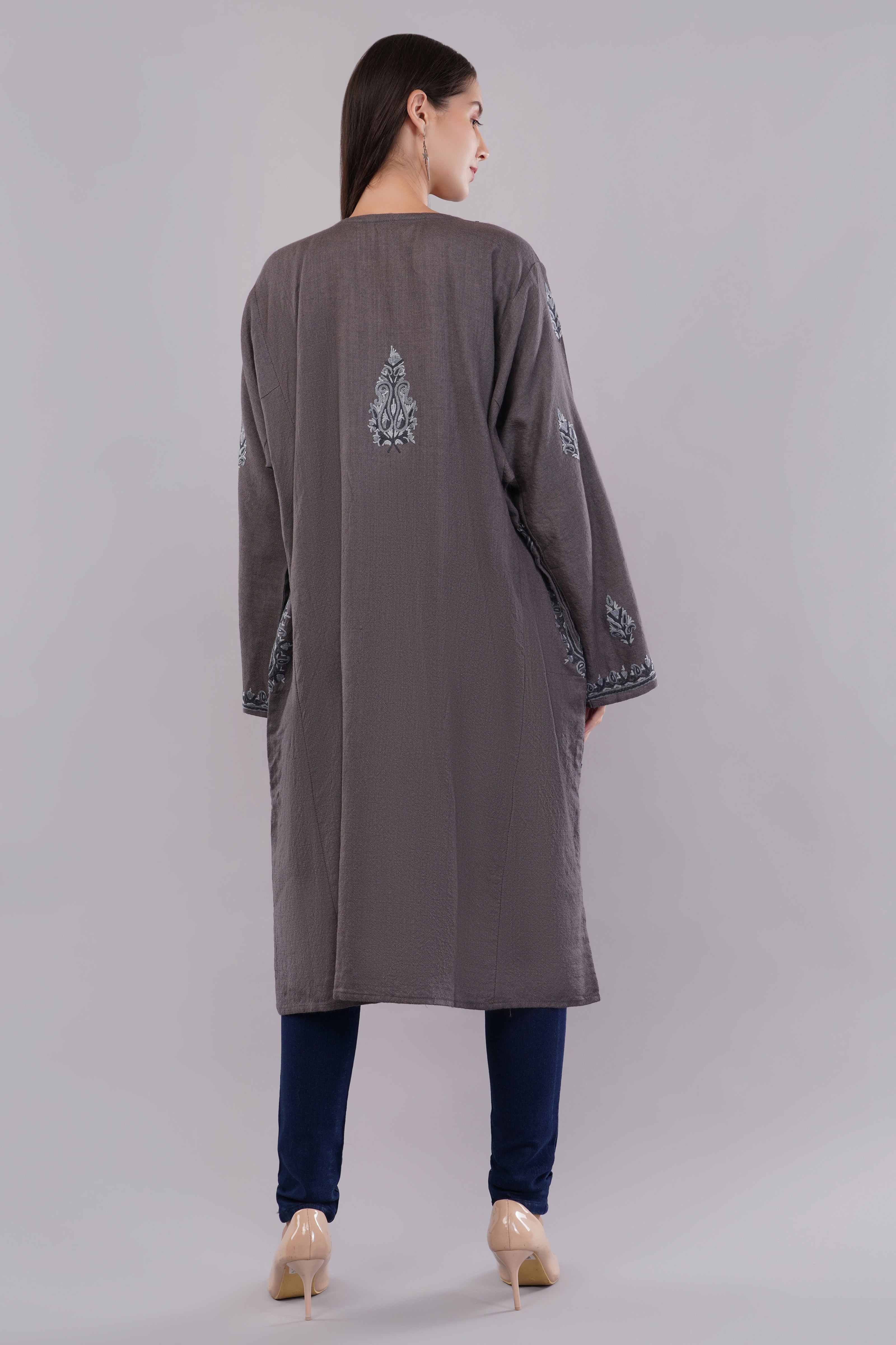 Smokey Grey Kashmiri Woolen Pheran with Aari Embroidery in Shades of Grey