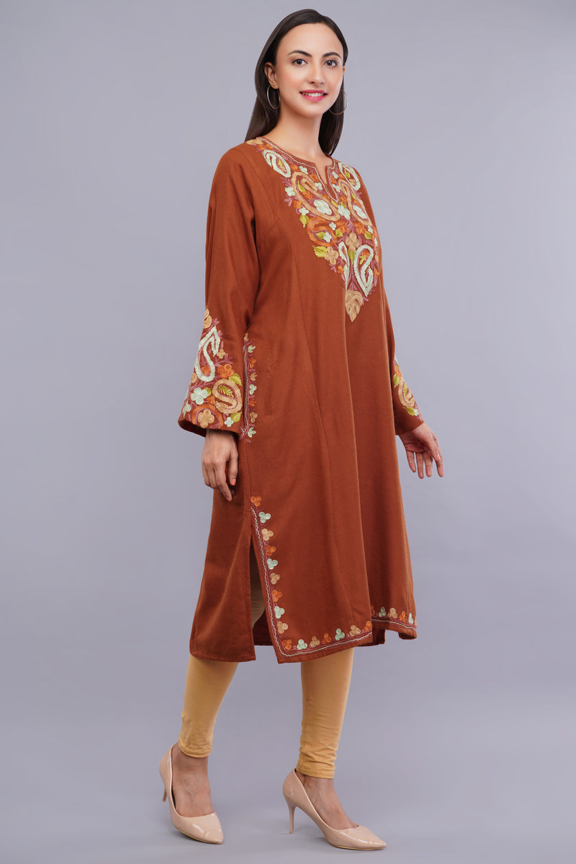 Elegant Rust Kashmiri Pheran with Exquisite Aari Embroidery and Paisley Details