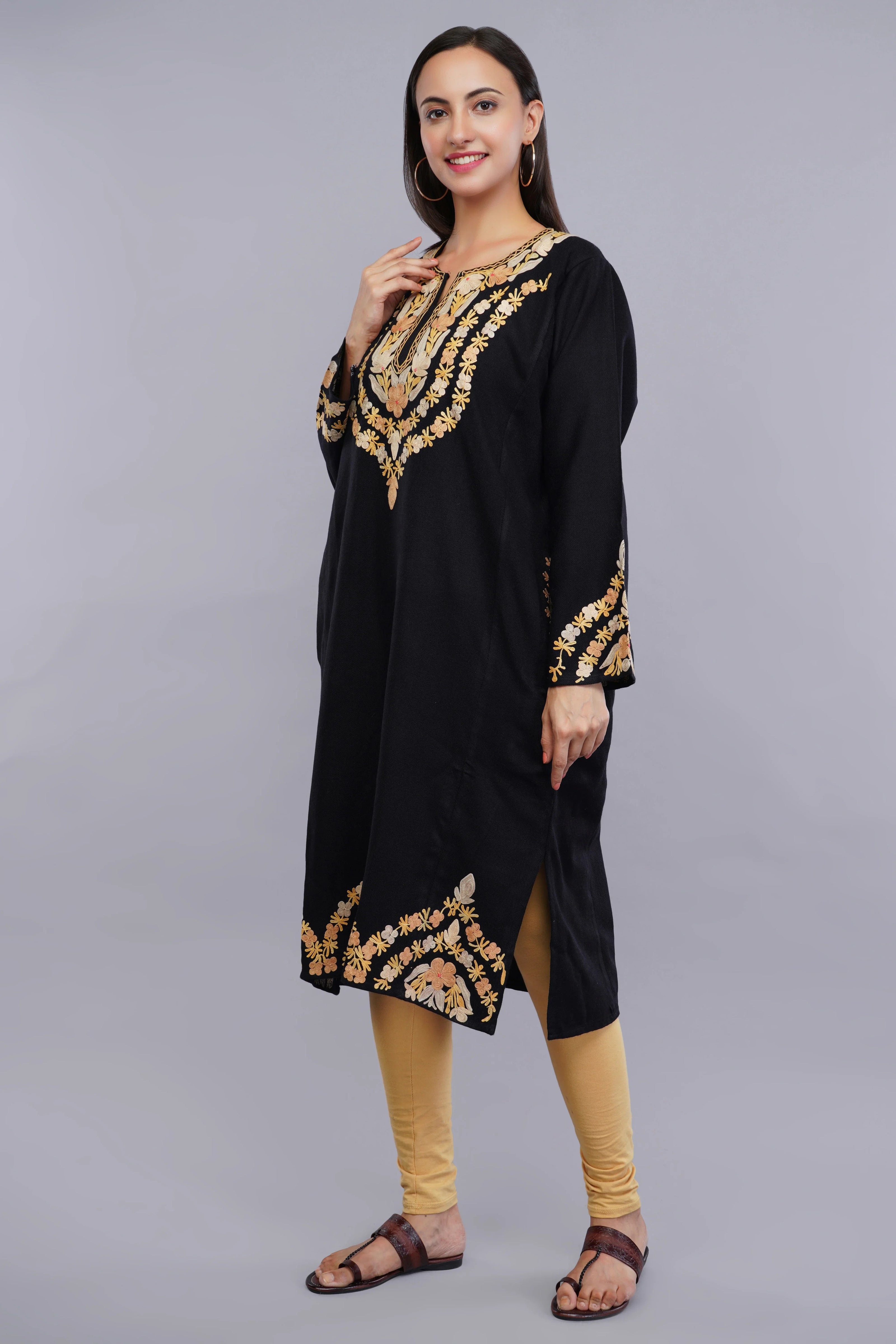 Black Pheran with Kashmiri Aari Embroidery