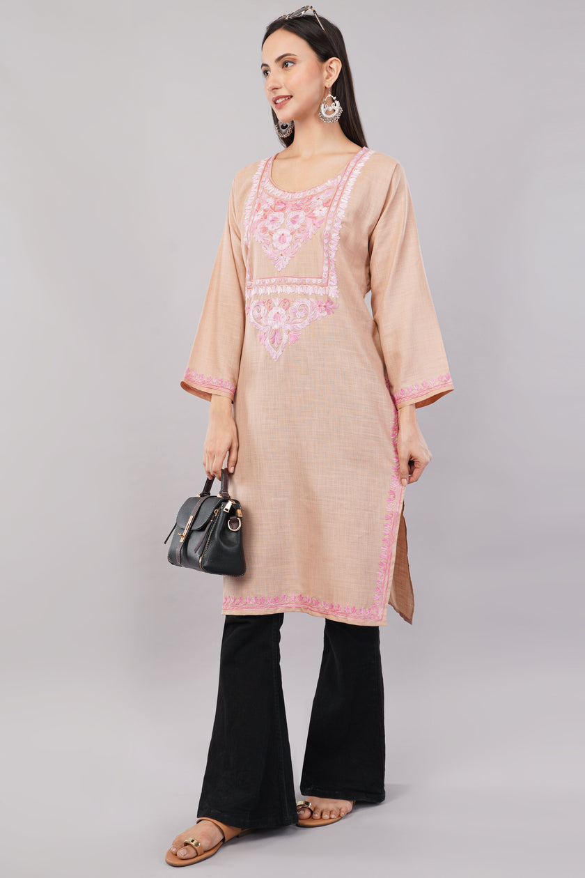 Rosé Aari on Sandstone Kashmiri Kurta