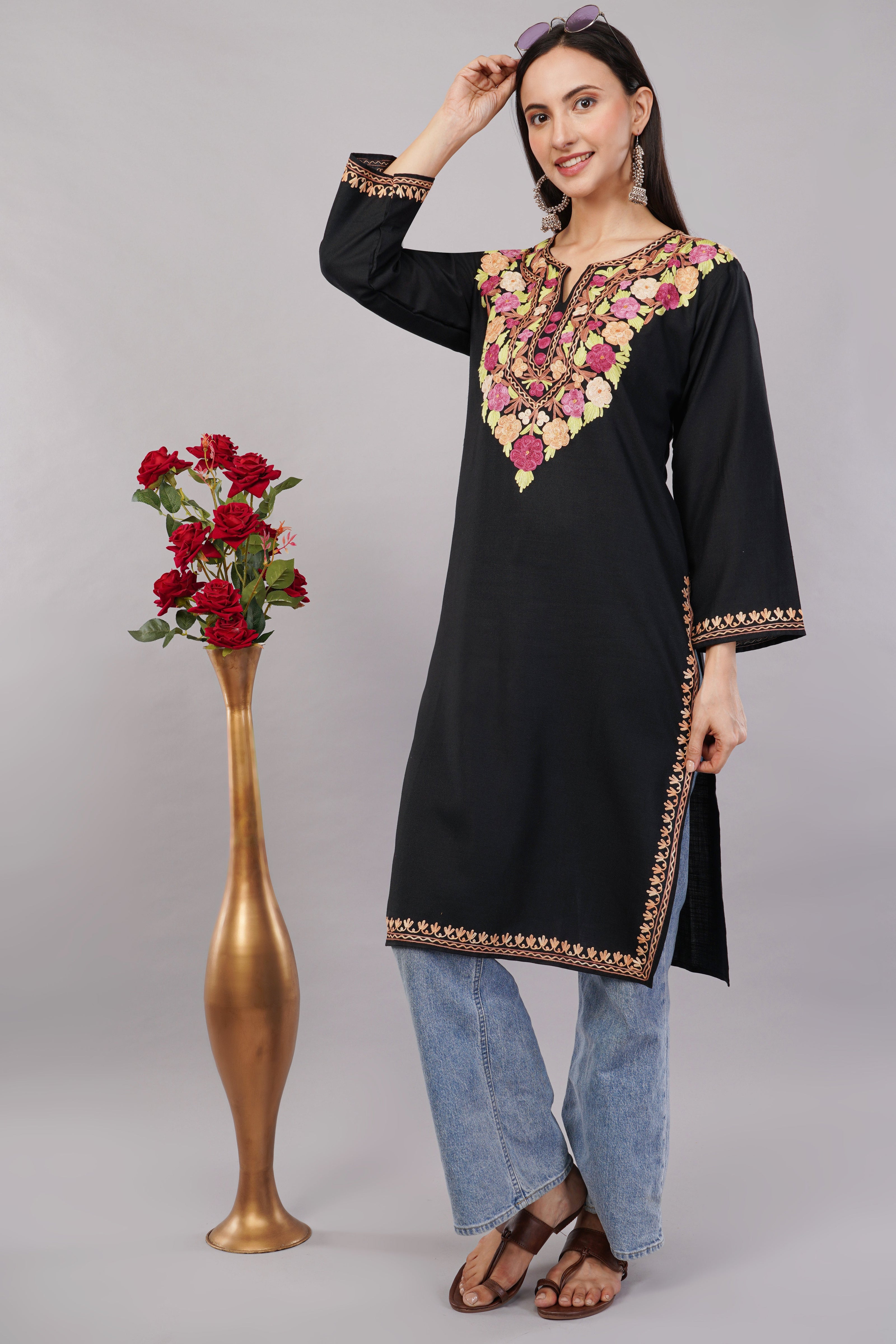 Midnight Bloom Black Kashmiri Aari Embroidered Kurta