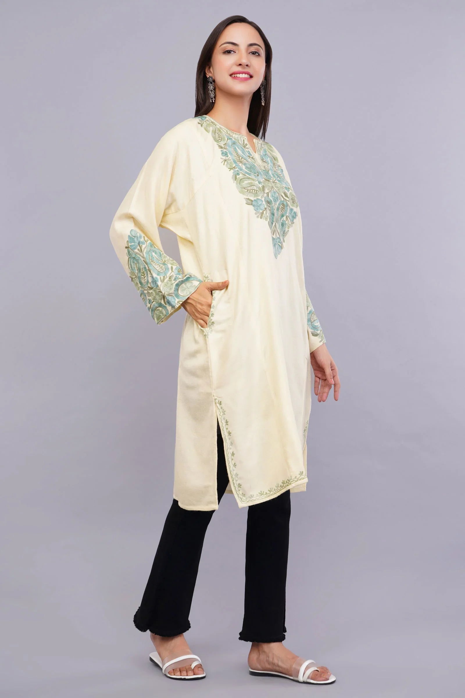 Double Spanish White Pheran with Thistle Green & Jet Stream Aari Embroidery - Kashmiri Pheran