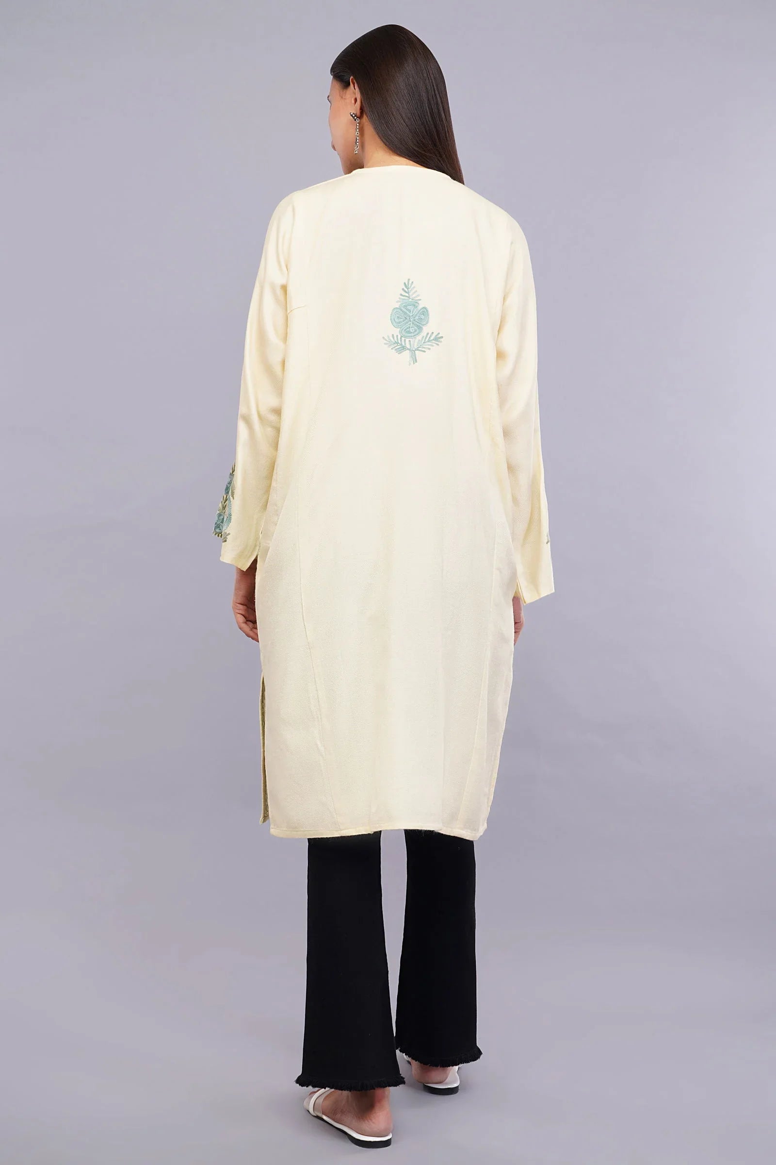 Double Spanish White Pheran with Thistle Green & Jet Stream Aari Embroidery - Kashmiri Pheran