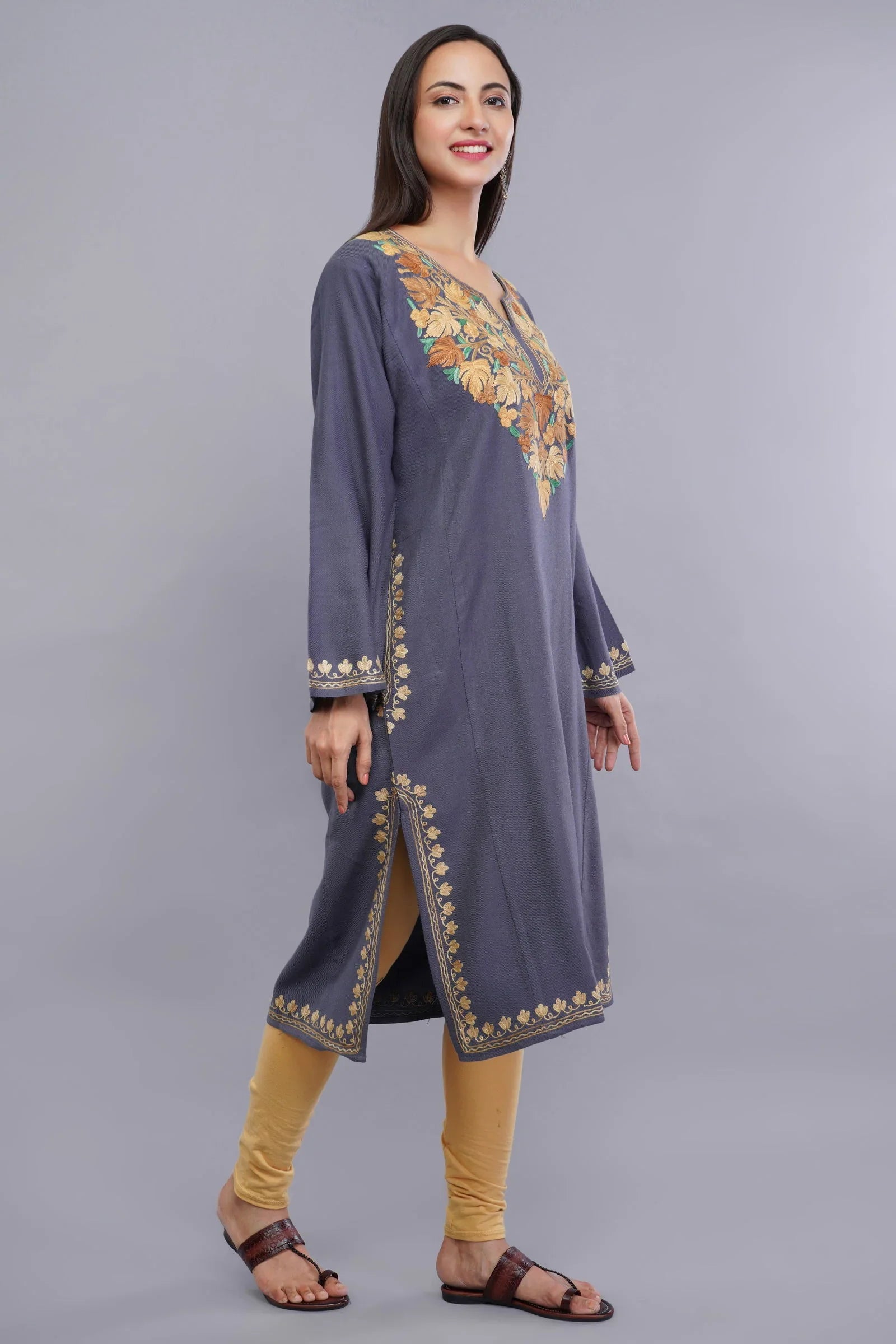 Grey Aari Embroidered Fine Cashmilon Pheran - Kashmiri Pheran