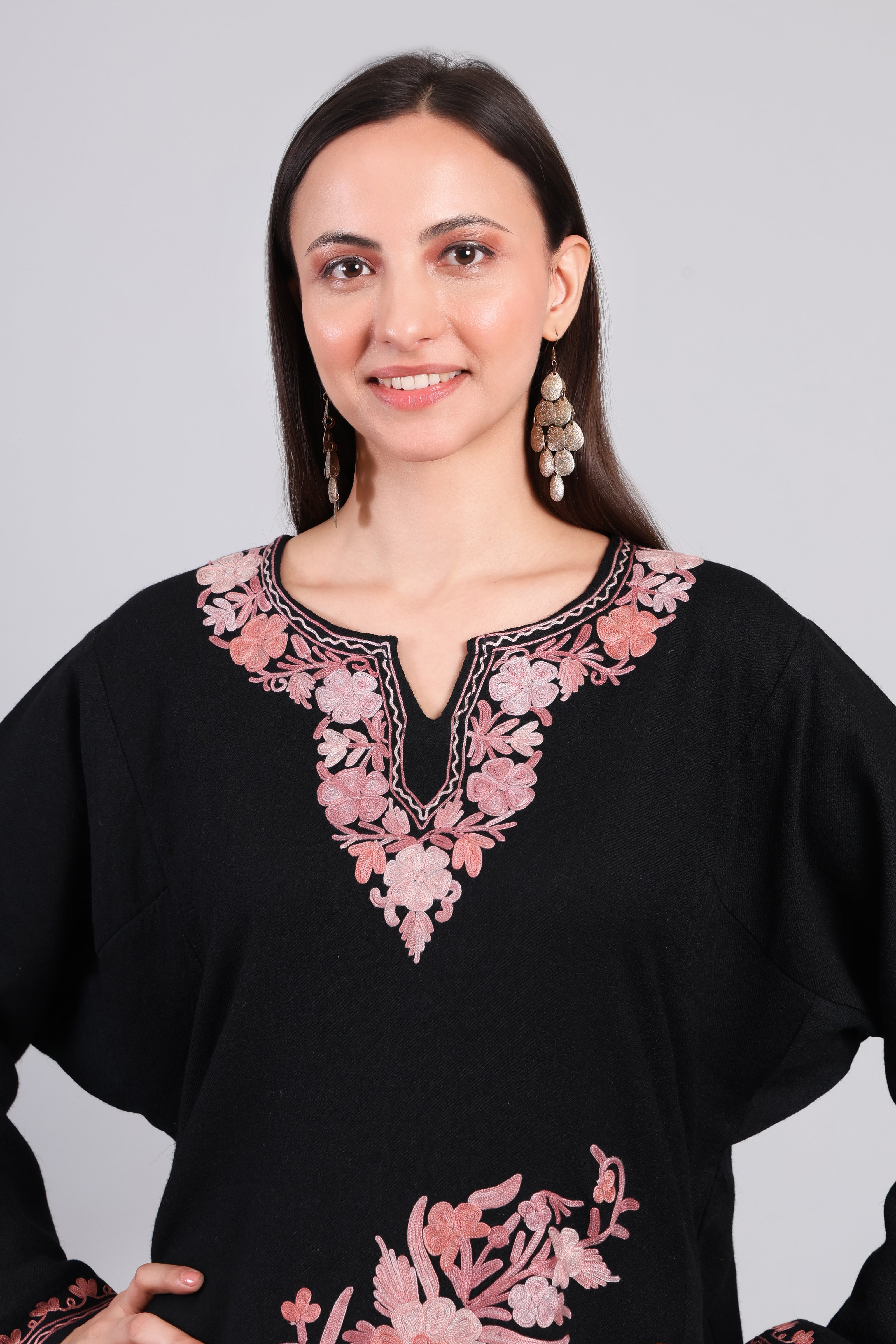 Gul-e-Siyah — Black Pheran with Rose Pink Aari Kashmiri Embroidery-Zoom