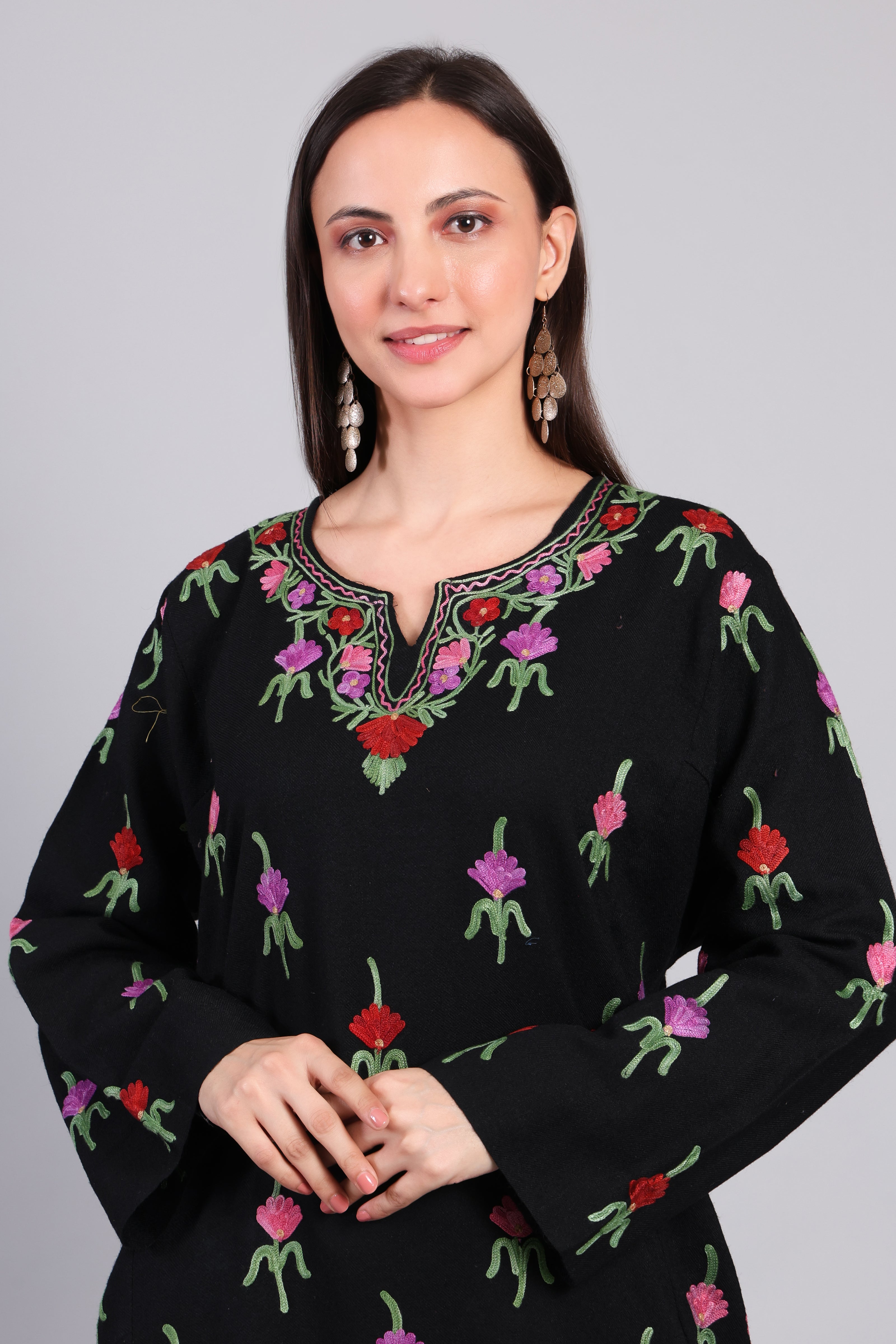 Gultar-e-Bahar — Black Pheran with Multicolor Floral Aari Kashmiri Embroidery-Zoomed