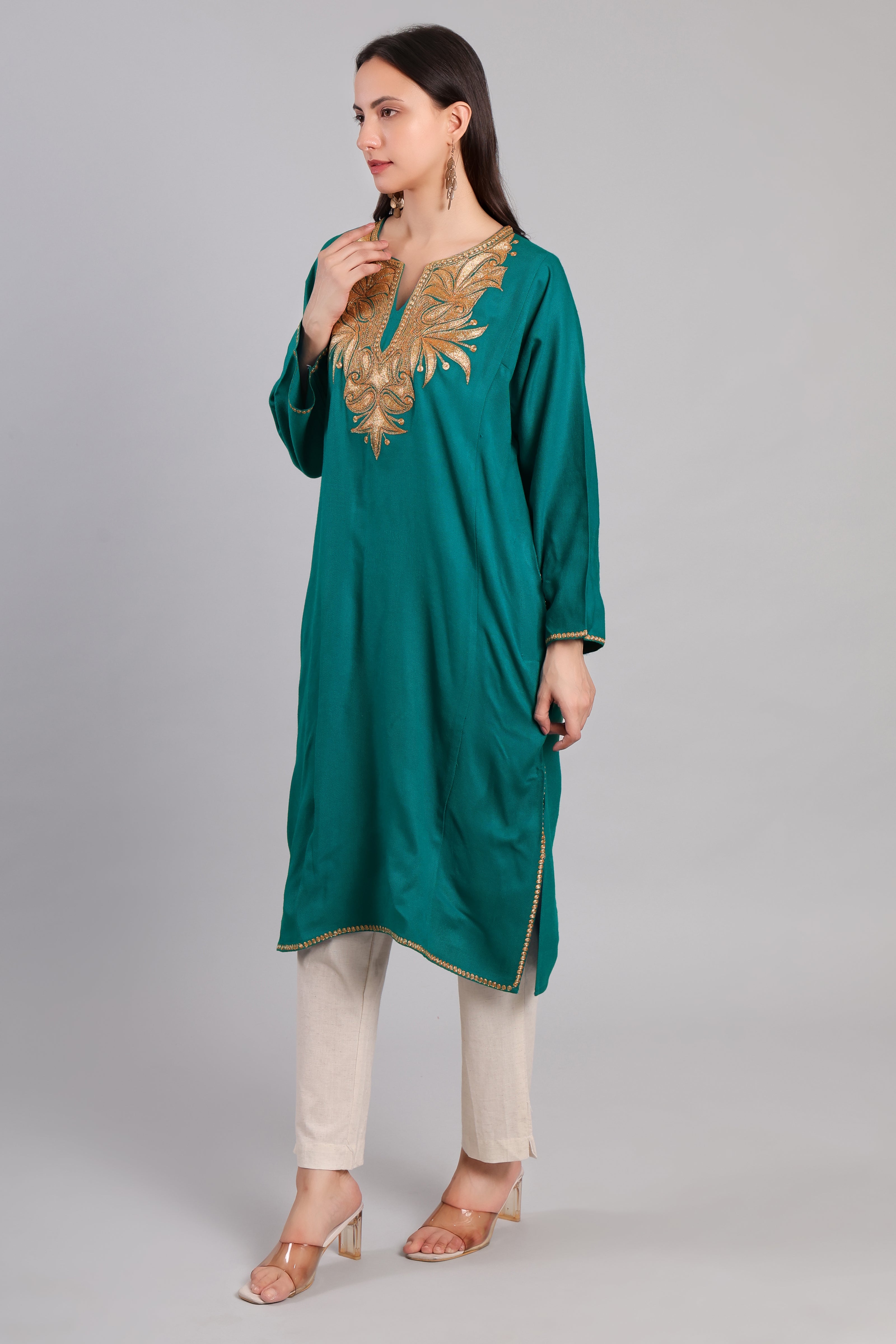 Teal Kashmiri Pheran with Golden Boti Tilla Embroidery