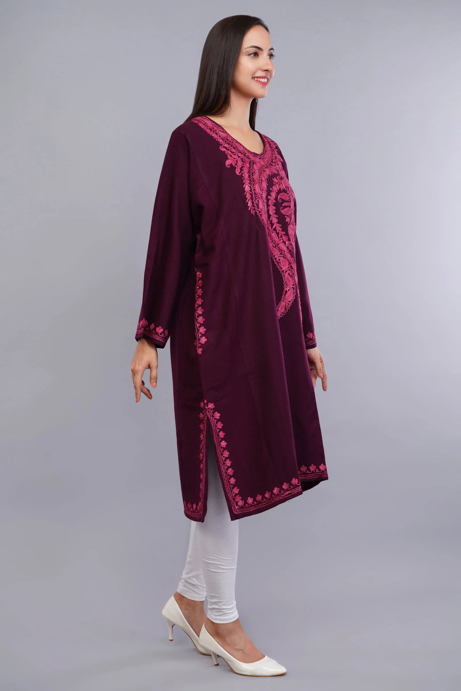 Magenta Red Kashmiri Pheran with Pink Paisley Aari Embroidery - Kashmiri Pheran