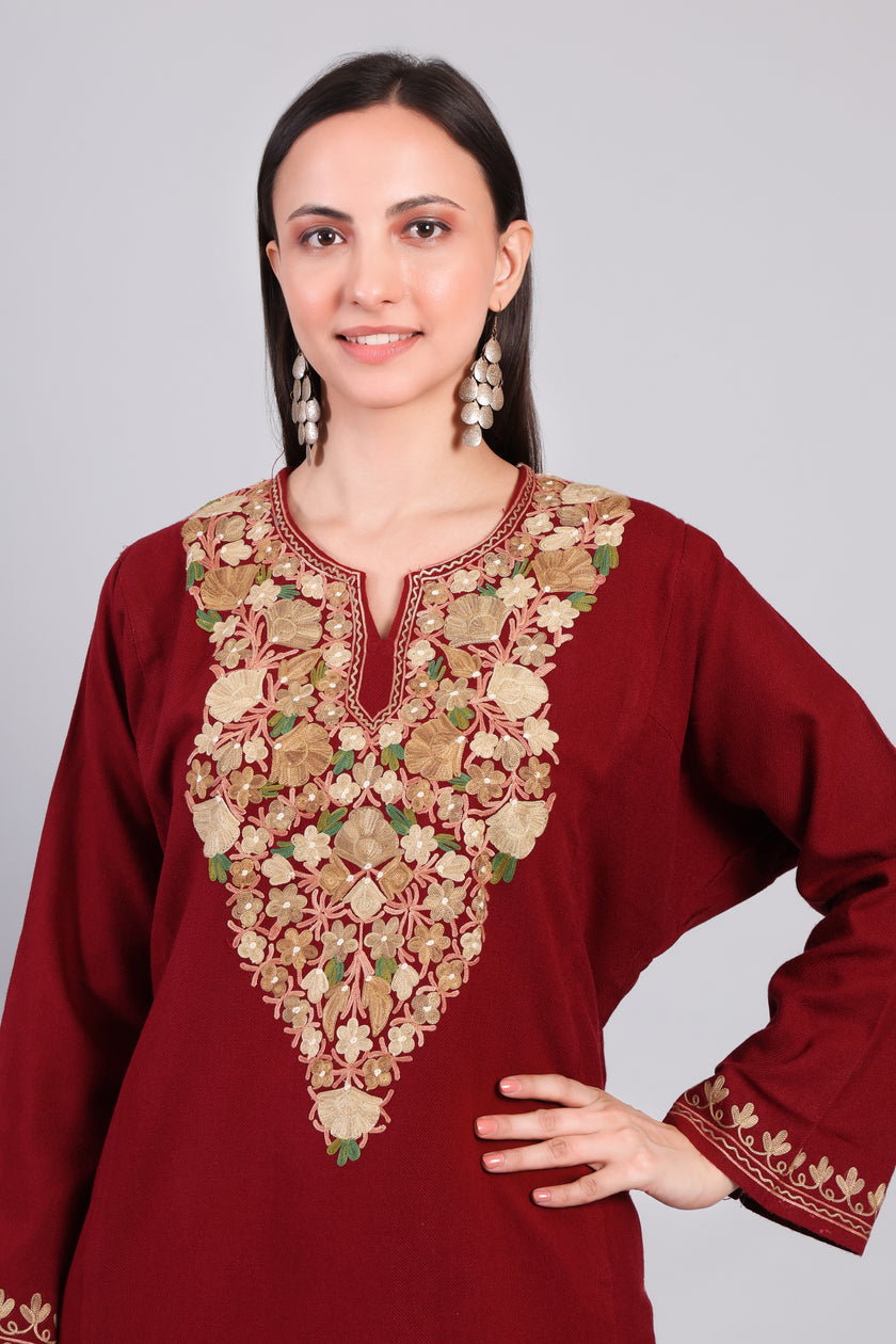 Naqsh-e-Gulnaar — Maroon Pheran with Golden Aari Kashmiri Embroidery-zoom
