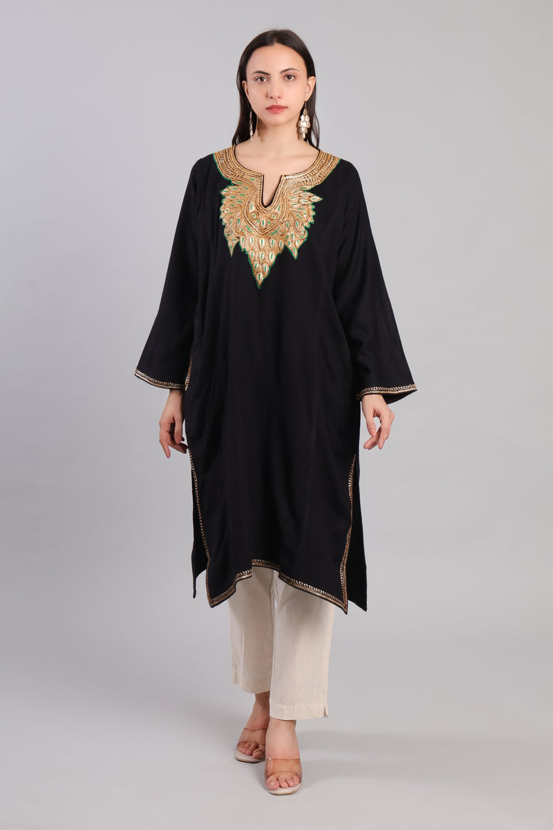 Naqsh-e-Khaas Kashmiri Vine Tilla Embroidered Pheran_Front