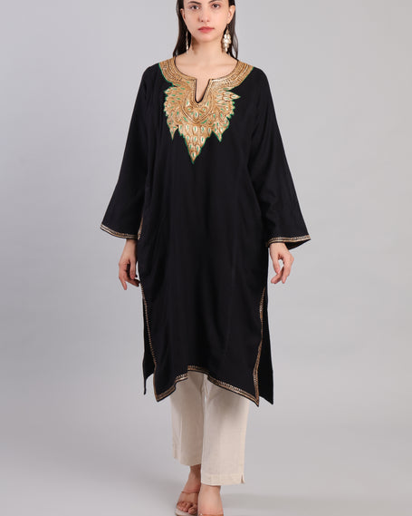 Naqsh-e-Khaas Kashmiri Vine Tilla Embroidered Pheran_Front