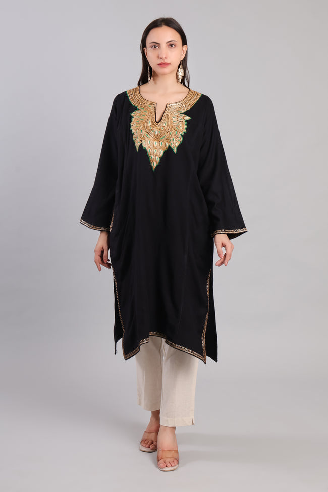 Naqsh-e-Khaas Kashmiri Vine Tilla Embroidered Pheran_Front
