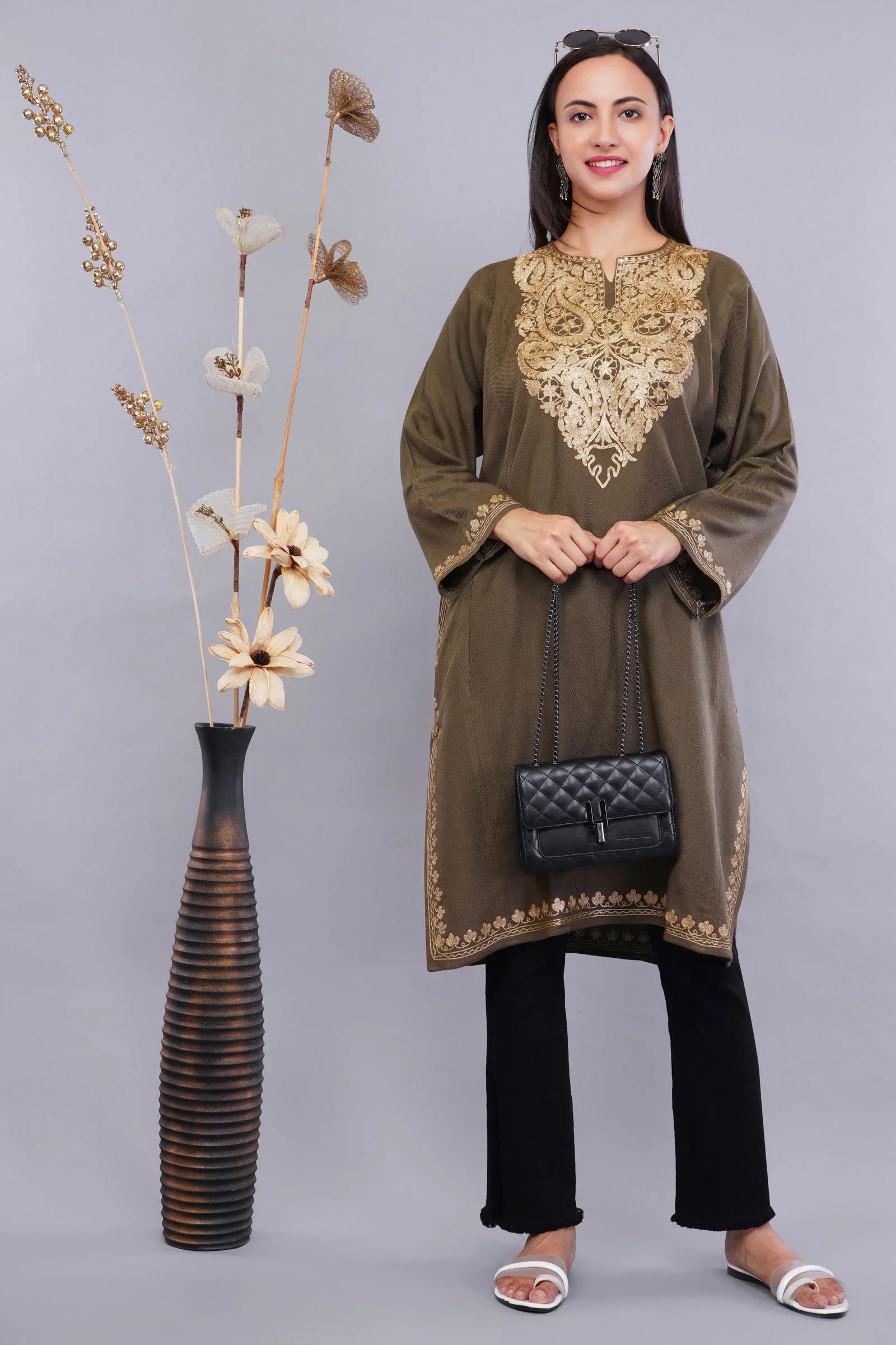 Otter Brown Pheran with Golden Kashmiri Zari Paisley Embroidery - Kashmiri Pheran