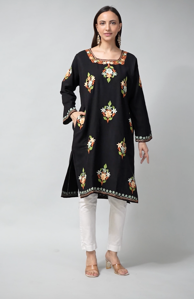 Midnight Bloom Kashmiri Pheran with Aari Embroidery_Video