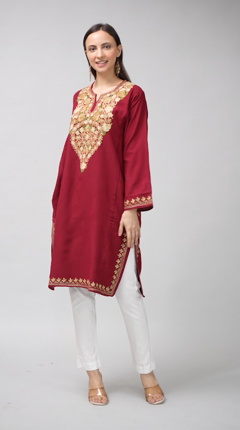 Naqsh-e-Gulnaar — Maroon Pheran with Golden Aari Kashmiri Embroidery-Video