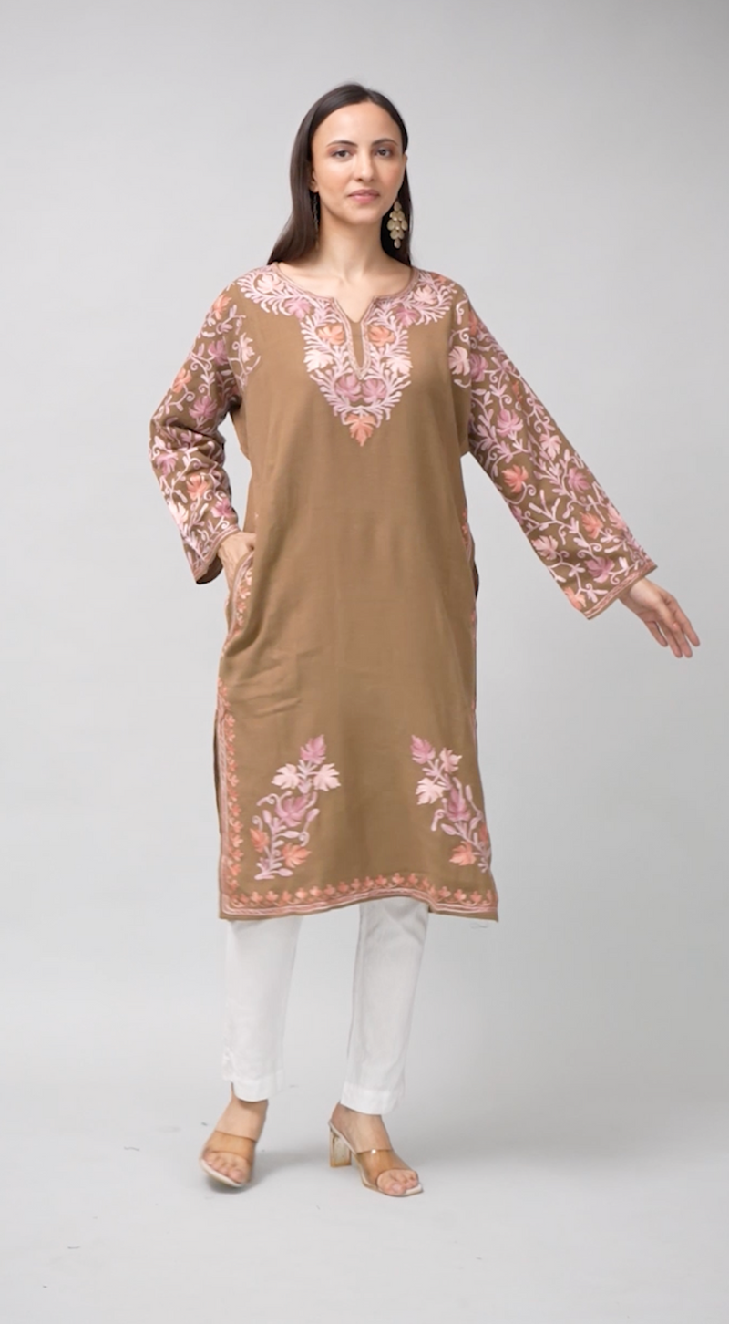 Khaak-e-Gulabi — Brown Pheran with Rose Pink Aari Kashmiri Embroidery-Video